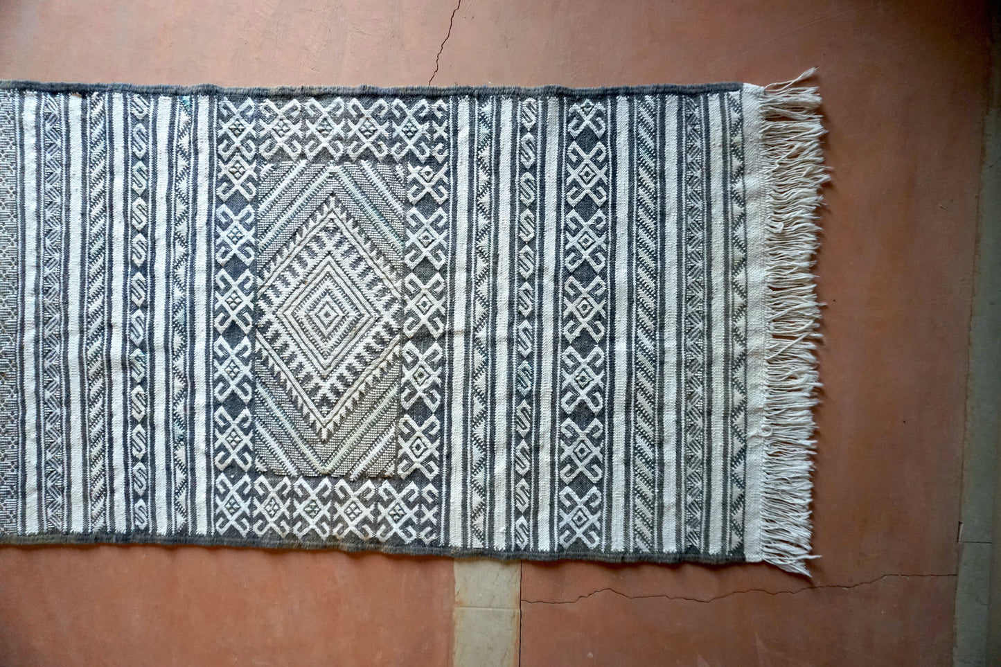 Ait Yadine Kilim Runner - 2'x9'