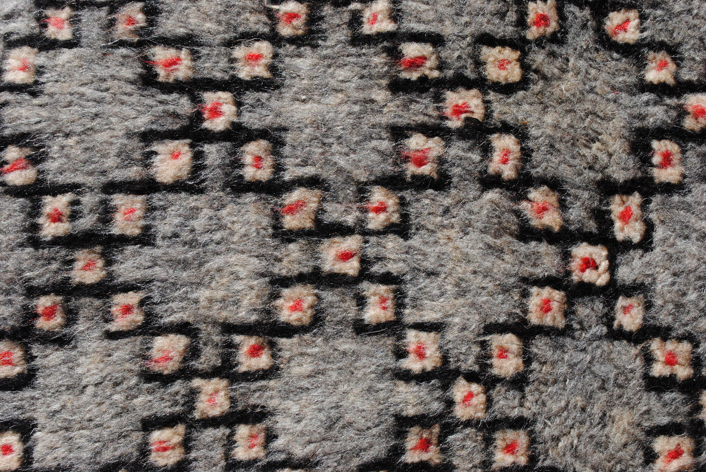 Taznakht Vintage Diamonds - 2'x3'