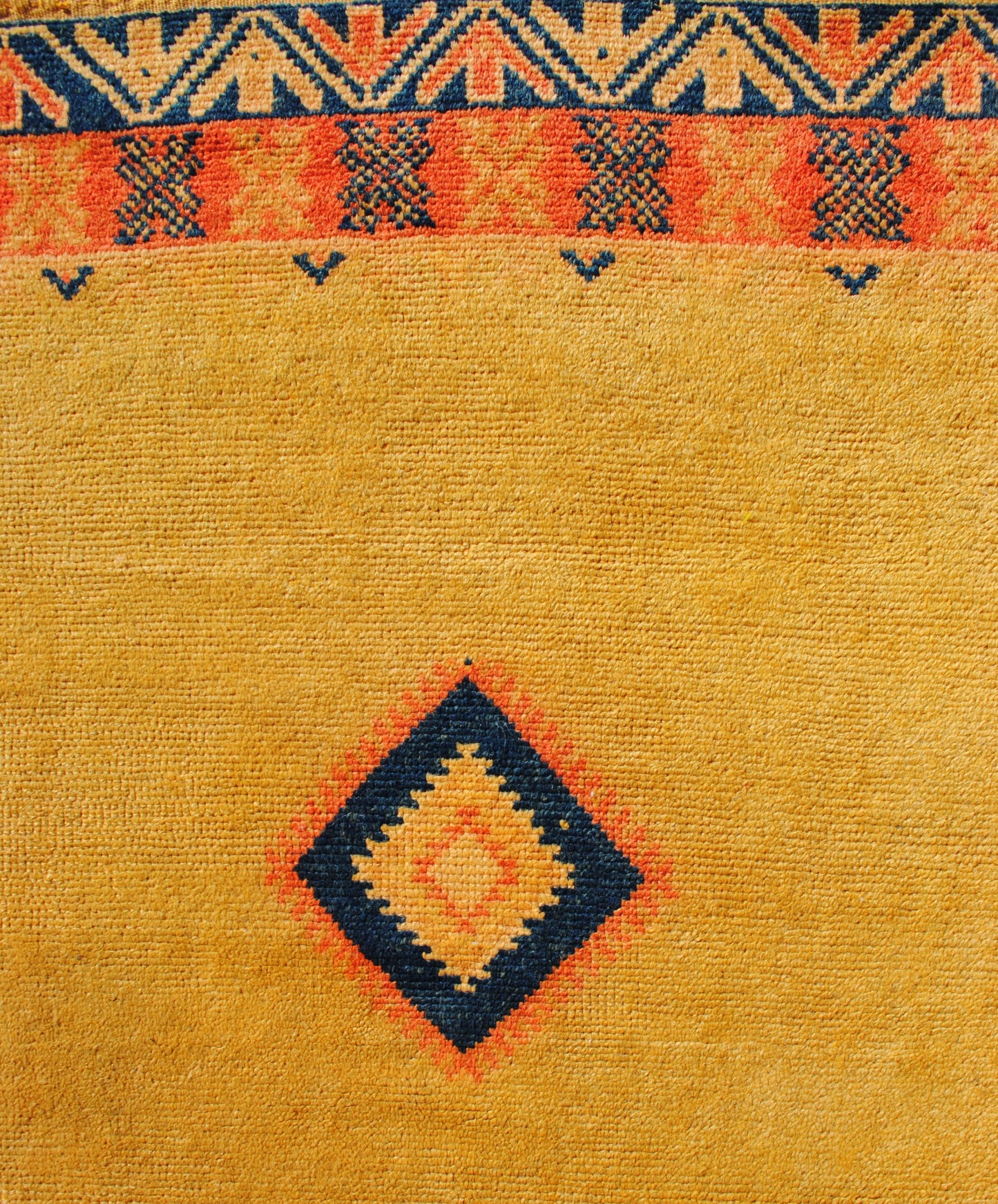 Taznakht, reliquia antigua, 1,80 m x 3 m