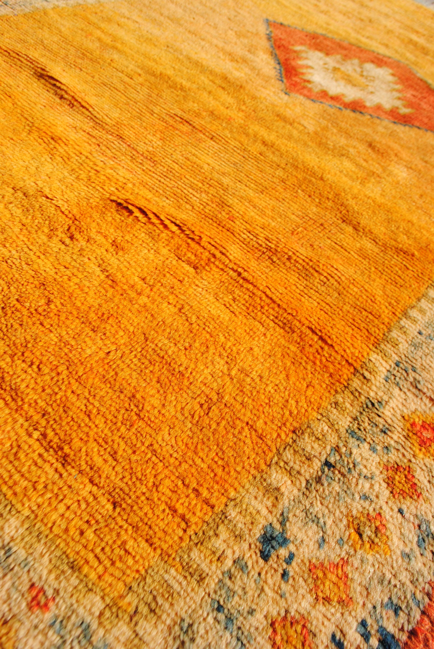 Taznakht Vintage - 4'x6'