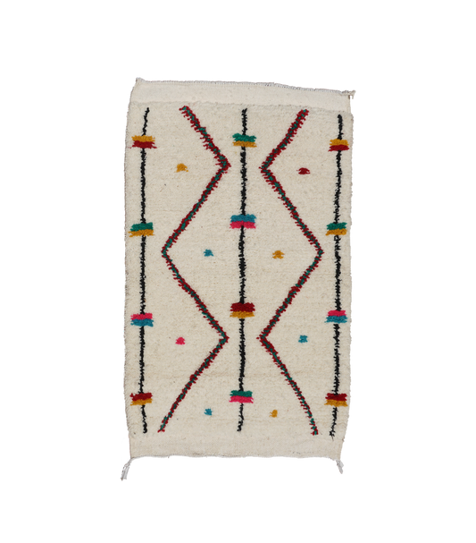 Decorative rug with geometric pattern on a white background